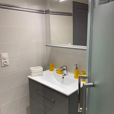 Clos Des Ursulines * Байе