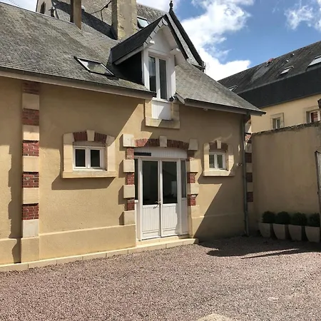 Clos Des Ursulines 度假居 贝叶